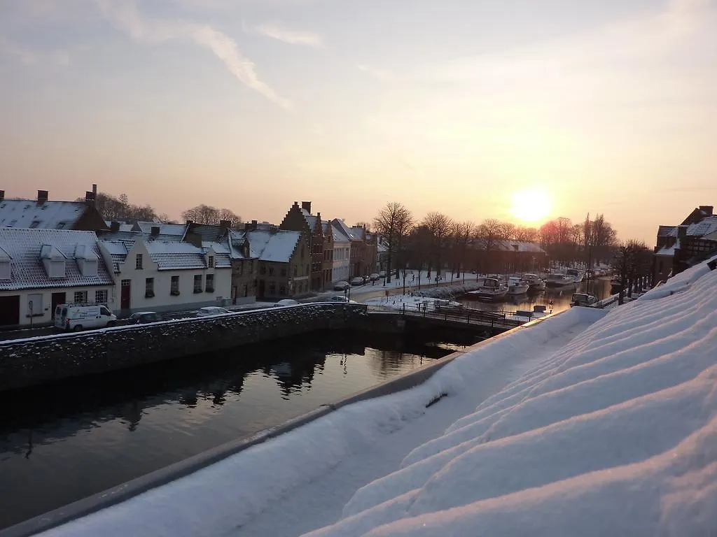 B&B Stoega Bruges Bed & Breakfast