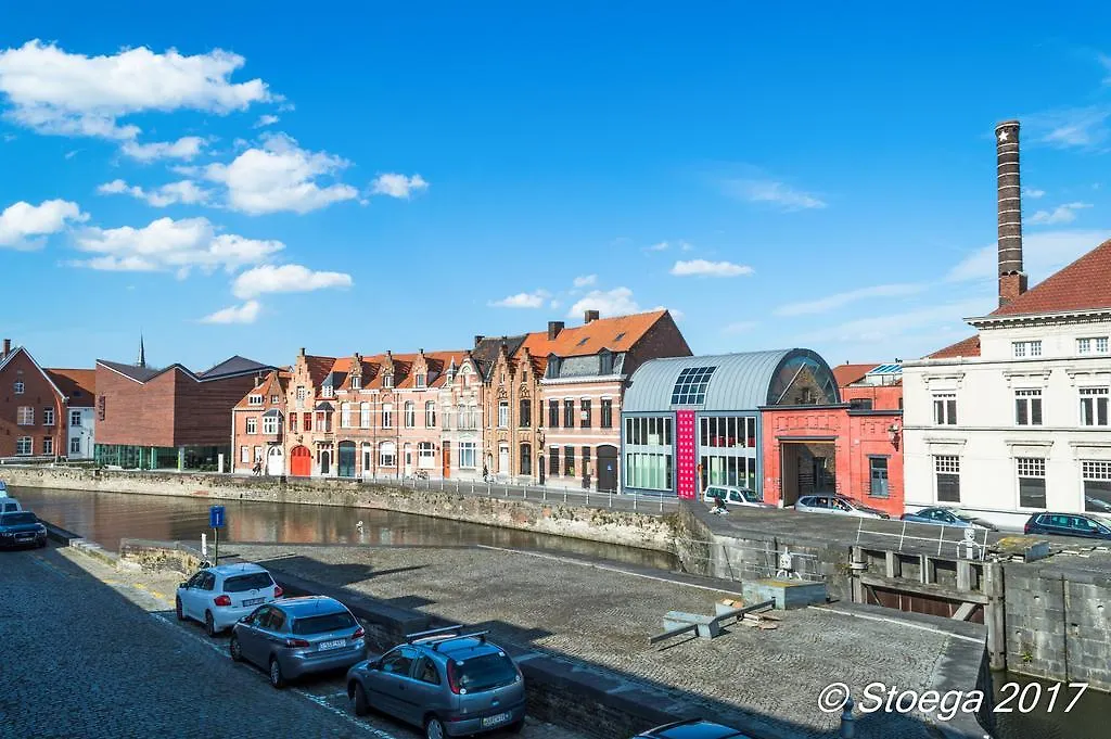 B&B Stoega Bruges Bed & Breakfast